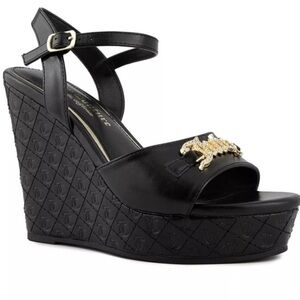 Juicy couture Harlowe sandals size 11